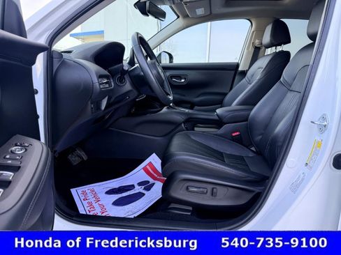 Certified 2024 Honda HR-V EX-L image 29