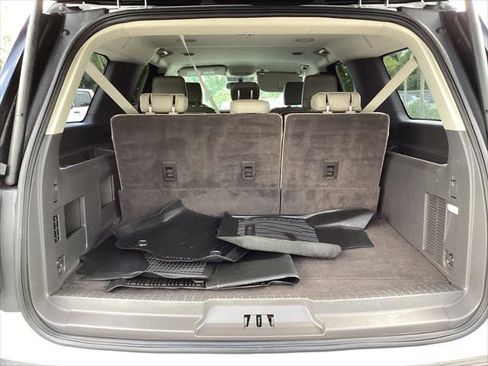 Used 2018 Ford Expedition Max XLT w/ Equipment Group 202A RWD image 15