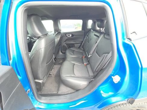 Used 2023 Jeep Compass Latitude w/ Convenience Group AWD/4WD image 27