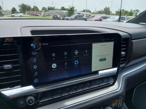 Certified 2025 Chevrolet Silverado 2500 High Country w/ Technology Package AWD/4WD image 29