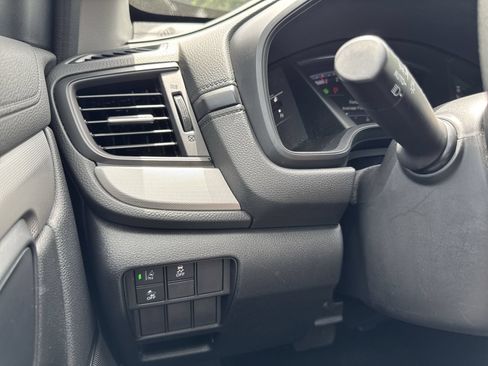 Used 2020 Honda CR-V LX image 26