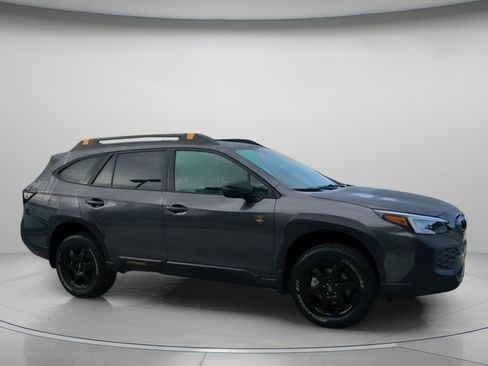 Used 2025 Subaru Outback Wilderness AWD/4WD image 35
