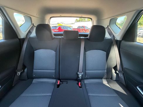 Used 2025 Kia Soul LX w/ LX Technology Package FWD image 36