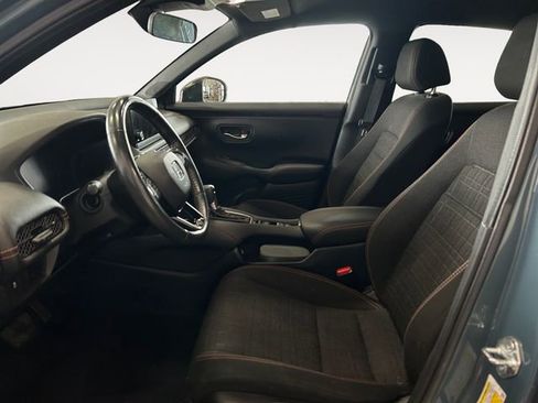 Used 2023 Honda HR-V Sport image 9
