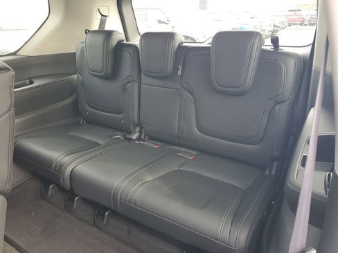 New 2026 Nissan Armada SV image 11