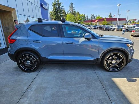 Used 2020 Volvo XC40 T5 Momentum AWD/4WD image 4