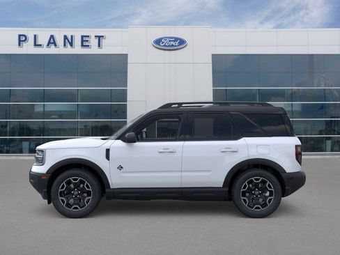 New 2025 Ford Bronco Sport Outer Banks image 3