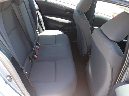 Used 2023 Toyota Corolla LE FWD image 11