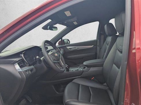 Used 2024 Cadillac XT5 Luxury FWD image 12