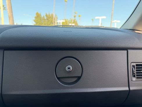 Used 2005 Chrysler Crossfire SRT-6 RWD image 14