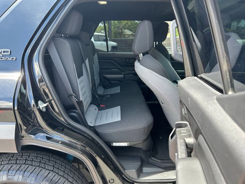 Used 2025 Toyota 4Runner TRD Off-Road AWD/4WD image 26