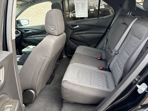 Used 2023 Chevrolet Equinox LT image 5