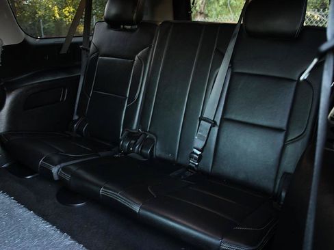 Used 2018 GMC Yukon XL Denali w/ Denali Ultimate Package AWD/4WD image 14