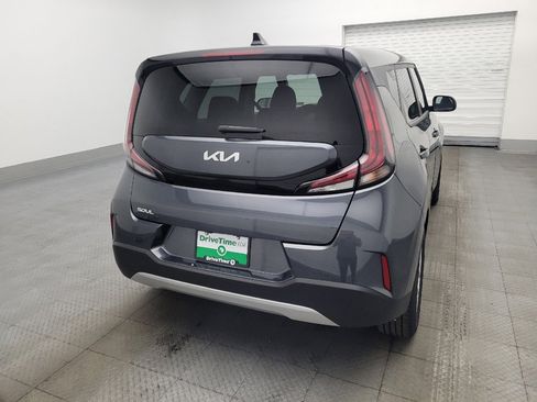 Used 2025 Kia Soul LX image 7