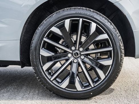 New 2026 Volvo XC60 B5 Ultra w/ Protection Package Premier image 19