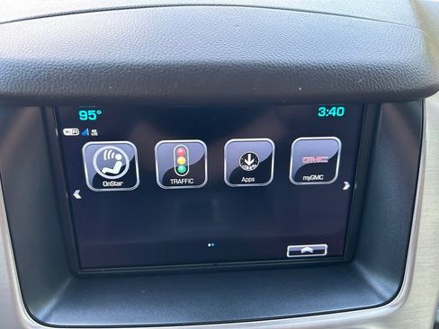 Used 2020 GMC Yukon Denali w/ Denali Premium Package RWD image 30