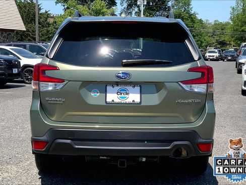 Certified 2021 Subaru Forester Premium AWD/4WD image 4