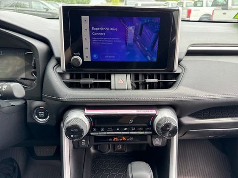 Certified 2024 Toyota RAV4 XLE AWD/4WD image 27