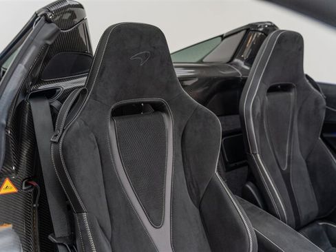Used 2024 McLaren 750S Spider RWD image 54