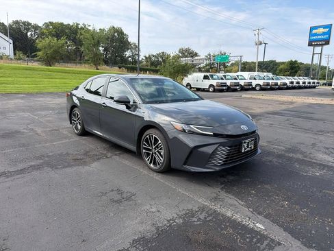Used 2026 Toyota Camry XLE w/ Premium Package AWD/4WD image 12