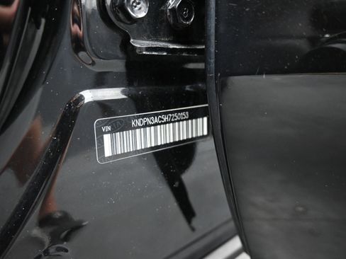 Used 2017 Kia Sportage EX image 15