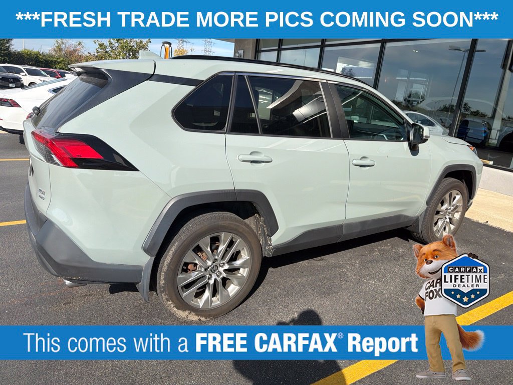Used 2021 Toyota RAV4 XLE Premium AWD/4WD image 4