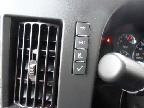 Used 2024 GMC Savana 2500 w/ Driver Convenience Package image 20