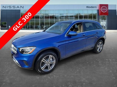 Used 2022 Mercedes-Benz GLC 300 image 1
