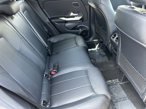 Used 2023 Mercedes-Benz GLA 250 image 11