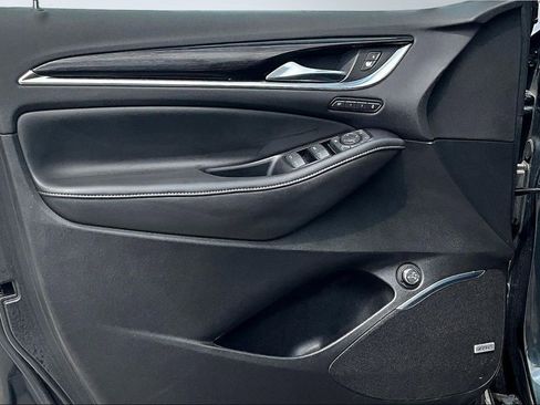 Used 2020 Buick Enclave Avenir w/ Avenir Technology Package AWD/4WD image 21