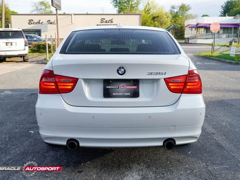 Used 2011 BMW 335i xDrive Sedan AWD/4WD image 6