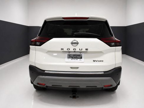 Used 2022 Nissan Rogue SV AWD/4WD image 9