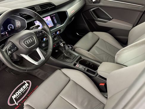 Used 2021 Audi Q3 2.0T Premium Plus w/ Premium Plus Package AWD/4WD image 8