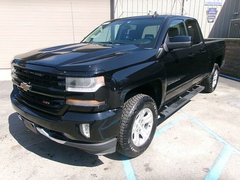 Used 2016 Chevrolet Silverado 1500 LT w/ All Star Edition image 4