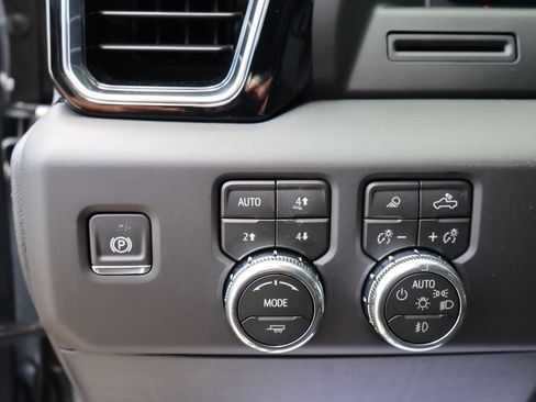 New 2026 GMC Sierra 1500 Denali AWD/4WD image 13
