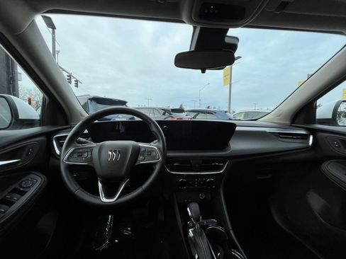 Used 2025 Buick Encore GX Preferred image 33