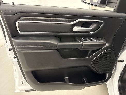 Used 2023 RAM 1500 Big Horn AWD/4WD image 9