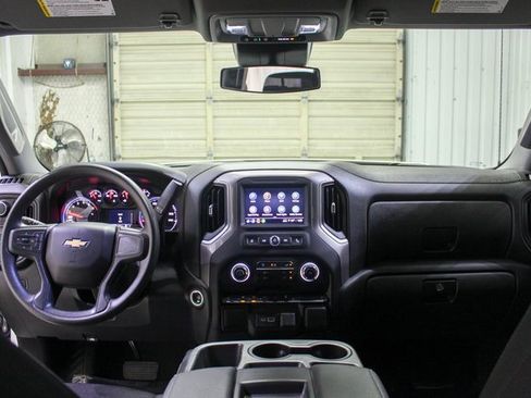 Used 2023 Chevrolet Silverado 1500 Custom image 10