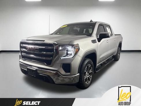 Used 2021 GMC Sierra 1500 SLE w/ Preferred Package AWD/4WD image 1