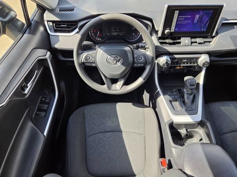 Used 2025 Toyota RAV4 XLE FWD image 14