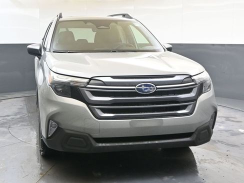 New 2025 Subaru Forester Premium image 8