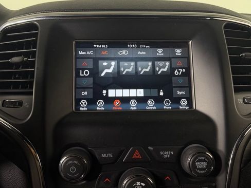 Used 2021 Jeep Grand Cherokee Laredo AWD/4WD image 20