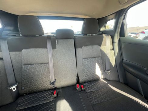 Used 2025 Nissan Kicks SV image 37