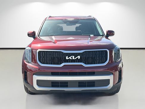 Used 2024 Kia Telluride EX w/ EX Captain's Chair Package FWD image 8