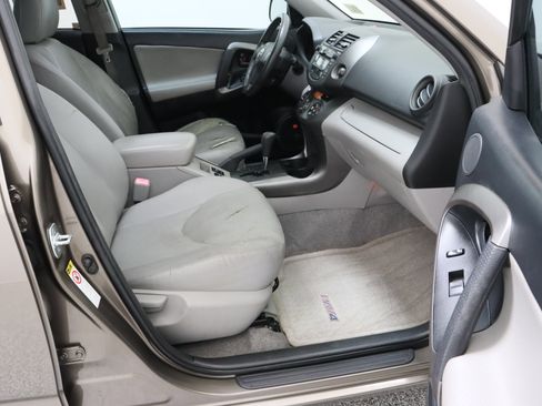 Used 2011 Toyota RAV4 Limited w/ Limited Extra Value Pkg FWD image 36