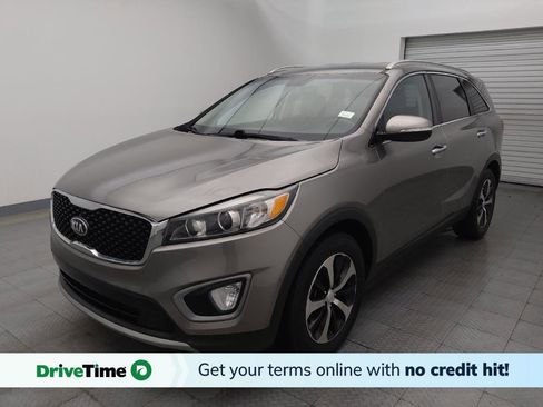 Used 2017 Kia Sorento EX image 1