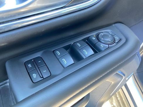 Certified 2022 Chevrolet Tahoe LT w/ Luxury Package image 17