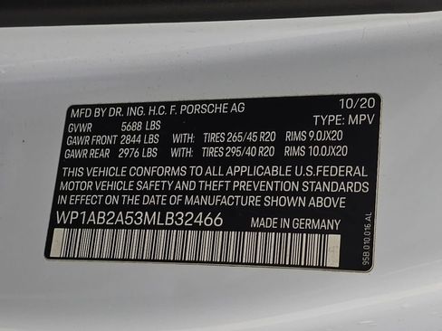 Used 2021 Porsche Macan S image 35