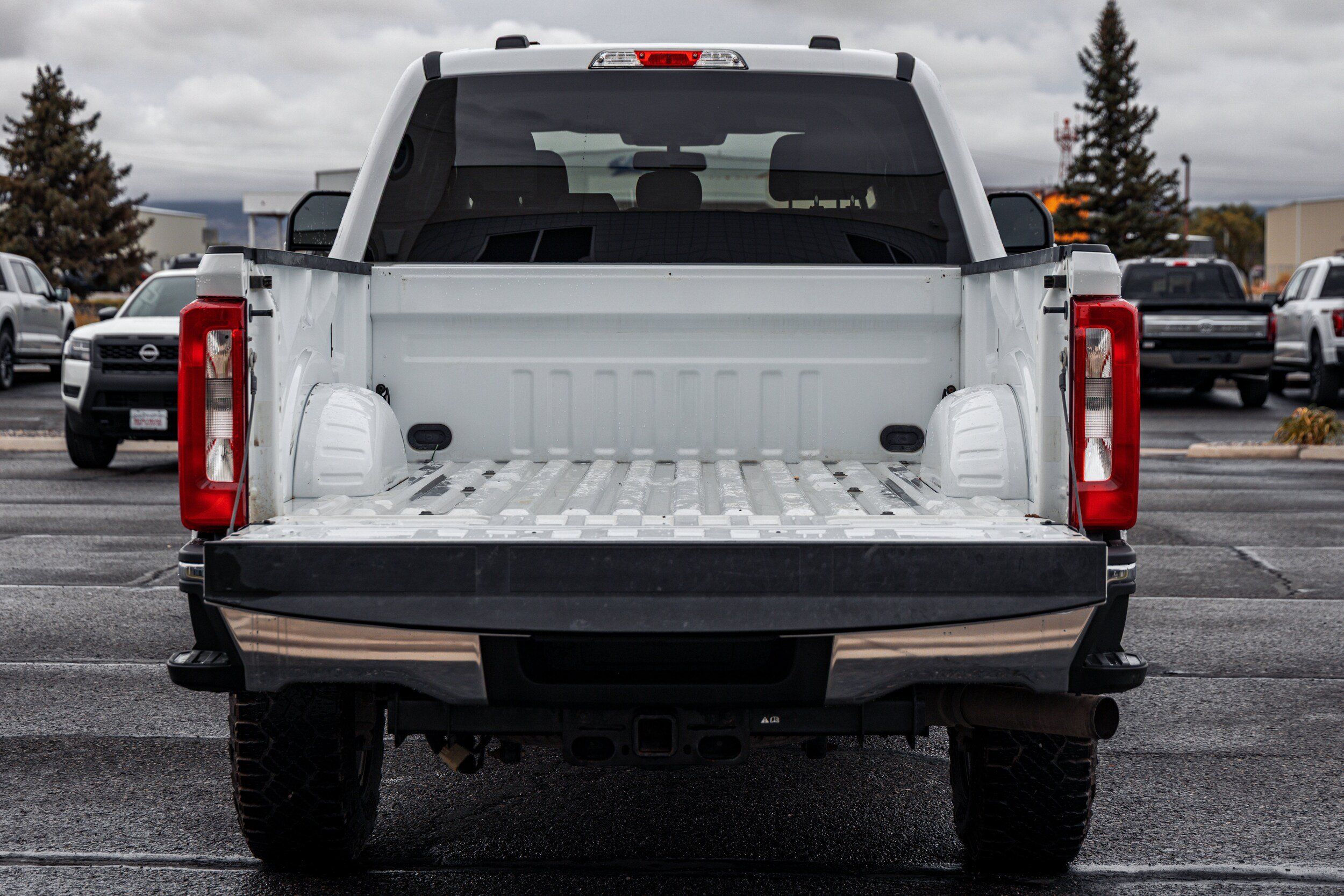 Used 2023 Ford F250 XLT w/ FX4 Off-Road Package AWD/4WD image 7