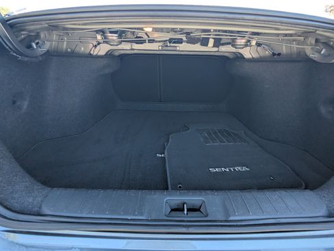 Used 2023 Nissan Sentra SV image 14